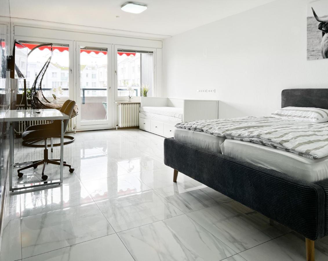 Modernes Apartment Mit Stil In City Lage Karlsruhe Esterno foto